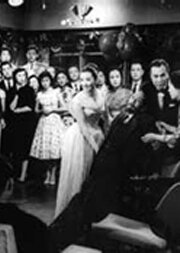 Фильм «Праздник богатой семьи» смотреть онлайн фильм в хорошем качестве 1080p Фильм «Праздник богатой семьи» смотреть онлайн фильм в хорошем качестве 1080p